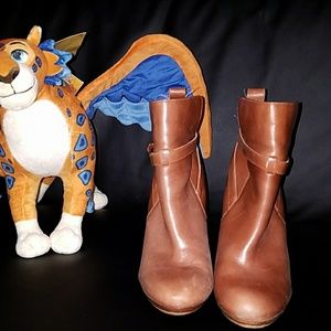 Schoes